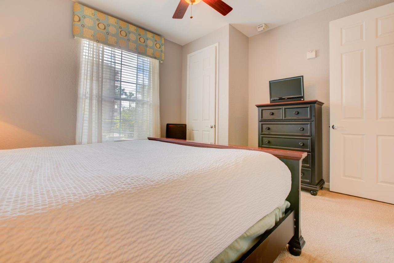Appartement Gorgeous 1st-floor, End Unit W Lakeview *