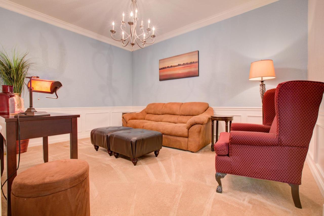 Gorgeous 1st-floor, End Unit W Lakeview Appartement Orlando
